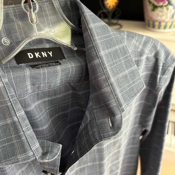 DKNY Men's Gray Checkered Button-Down Shirt 15.5 - Picture 7 of 13
